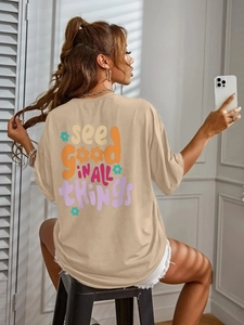 T-shirt oversize kaki avec imprimé floral See Good In All Things au dos du haut