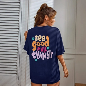 T-shirt bleu marine surdimensionné avec imprimé floral au dos SEE GOOD IN ALL THINGS