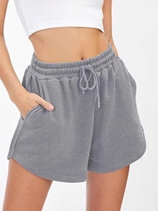 Graue Damen Sport-Shorts mit hoher Taille, Kordelzug, Gummibund und praktischen Taschen