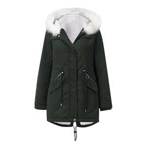Parka d'hiver femme vert foncé avec grand col en fausse fourrure blanche et cordon