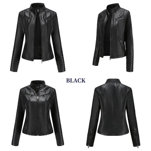 Vues détaillées du blouson moto noir cintré avec textures matelassées aux épaules