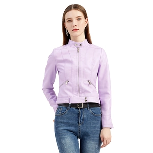 Veste de motard violette en similicuir pour femme avec col montant et zips métalliques