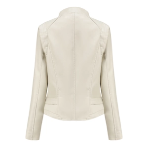 Vue arrière de la veste en similicuir beige avec coutures parallèles et coupe ajustée