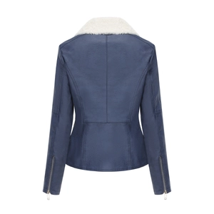 Vue arrière de la veste motard bleue pour femme avec col en fourrure blanche et zips
