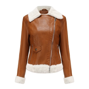 Détails de la veste en similicuir marron avec col en fausse fourrure blanche et zip