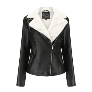 Veste de motard pour femme en similicuir noir avec col en fausse fourrure blanche