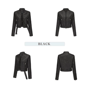 Detailansicht der schwarzen Bikerjacke aus Kunstleder mit Reißverschlüssen und Gürtel