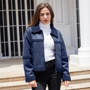 Giacca da donna in finto camoscio blu scuro con fodera in pile e zip alla moda
