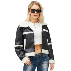 Giacca da donna in finto scamosciato nero con bordo in shearling bianco e zip frontale