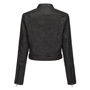 Rückansicht der schwarzen kurzen Bikerjacke mit Teilungsnähten und silbernen Reißverschlüssen