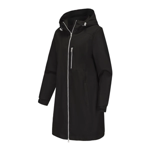 Detail der wasserfesten Outdoor-Windjacke mit verstellbaren Klettbündchen und Reißverschluss