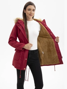 Parka rouge à capuche avec col en fausse fourrure et doublure polaire chaude pour femme