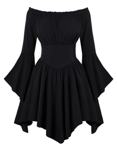 Robe gothique noire à épaules dénudées avec manches cloche et ourlet en mouchoir