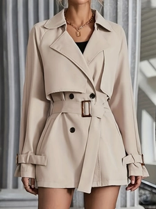 Trench-coat croisé élégant pour femme couleur kaki avec ceinture et revers classiques