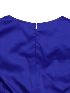 Robe élégante en satin bleu roi avec fermeture éclair invisible de haute qualité au dos
