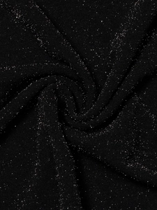 Elegante abito nero senza schienale con lamina d'oro e pieghe lucenti per abiti da sera