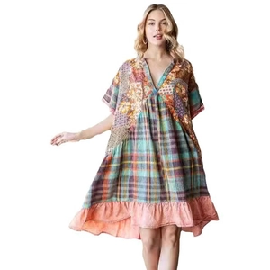 Bohemian patchwork V-neck loose dress with plaid floral patterns and ruffled hem