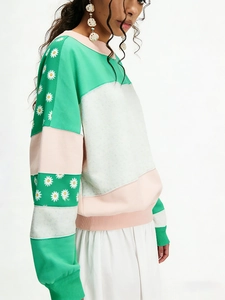 Women stripe patchwork sweatshirt with white daisy flower print on sleeves and ribbed cuffs