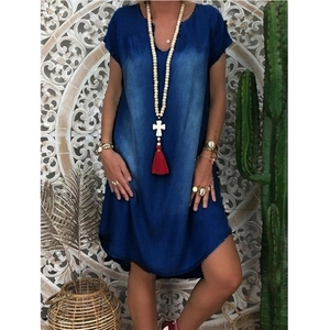 Bohemian loose blue denim midi dress with V-neckline and short sleeves for women