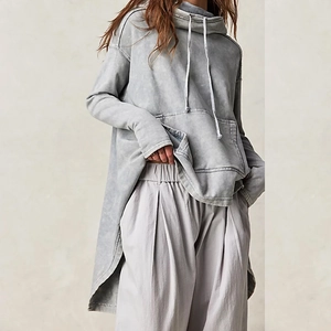 Vintage Damen-Lounge-Set mit grauem Oversized-Hoodie und weit geschnittener Hose