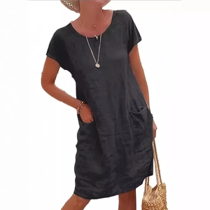 Robe Midi Décontractée à Manches Courtes pour Femmes Col Rond Couleur Unie Polyester Coupe Ample Robe Droite Avec Poches Latérales
