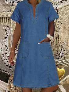 Women's dark blue denim V-neck dress with short sleeves and front patch pockets
