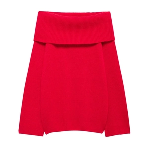 Detailansicht eines roten schulterfreien Strickpullovers mit feiner Rippstruktur und Revers