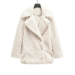 Manteau blanc classique en fausse fourrure peluche avec grand revers et manches longues