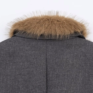 Manteau d'hiver en tweed gris pour femme avec col en fausse fourrure et détails du dos