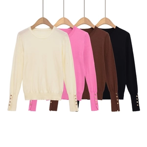 Women's Casual Round Neck Knit Sweater Long Sleeve Pullover With Gold Buttons Details On Cuffs Streetwear Fashion Top