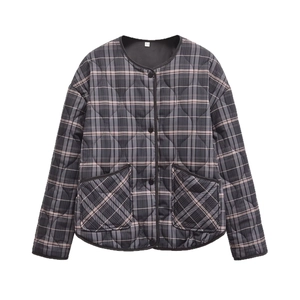Women's quilted plaid jacket with round neck and large pockets in pink and grey