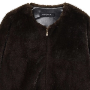 Veste aviateur en fausse fourrure marron foncé avec texture vison et zip métallique