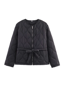 Women's black quilted jacket with onion stitching, round neck and drawstring waist