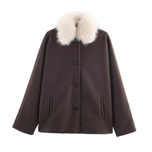 Manteau ample marron foncé pour femme avec col en fausse fourrure blanche