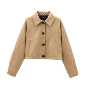 Women's cropped suede jacket in camel brown with lapel collar and large patch pockets