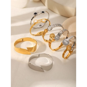 Geometric stainless steel hinge bracelets in gold and silver finish for women