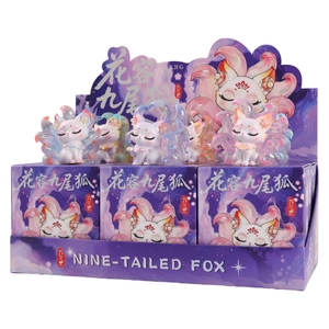 Lichtgevende negen-staartige vos blind box set van hars met parelmoereffect