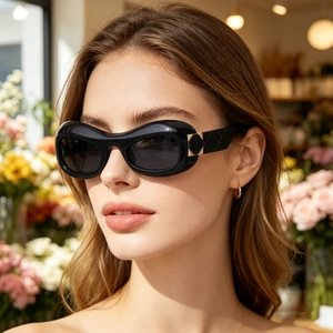 Fashion Oval Frame Sunglasses Y2K Retro Thick Frame Quilted Texture Temples UV400 Protection For Women