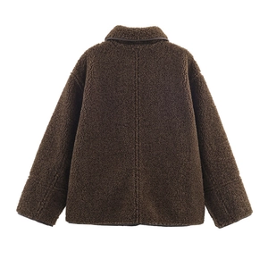 Veste en polaire marron foncé pour femme avec couture au dos et col rabattu classique