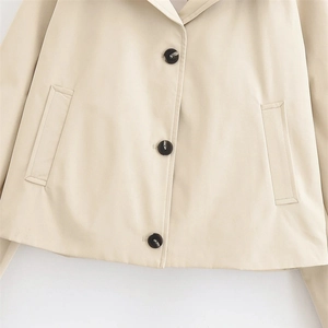 Chic beige single-breasted waterproof short trench coat for women with classic buttons