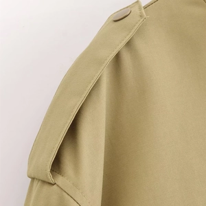 Chic khaki street fashion jacket for women featuring epaulettes and twill fabric texture