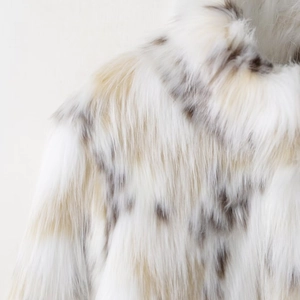 Chic oversized faux fur coat with lynx pattern print and soft plush texture for women