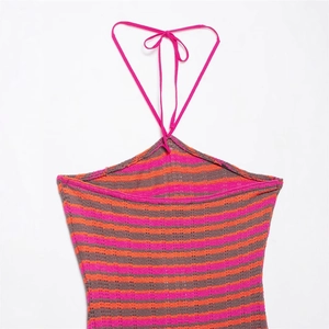 Top a fascia in maglia a righe da donna in rosa acceso e taupe elegante