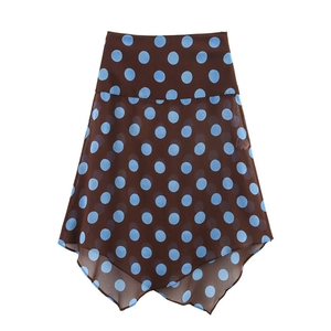 Jupe trapèze d'été en mousseline marron à gros pois bleus avec ourlet irrégulier