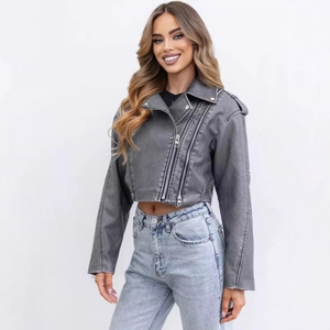 Damen American Retro PU-Lederjacke in Grau mit breitem Revers und Reißverschlussdetails