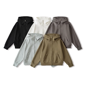 Collection multicolore de sweats à capuche zippés en noir, gris, blanc et vert olive