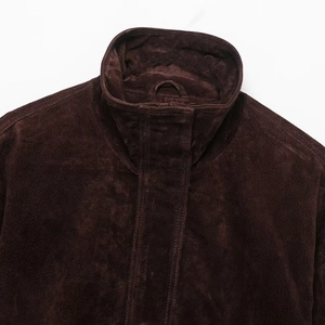 Giacca da donna in finta pelle scamosciata con colletto rialzato in marrone scuro