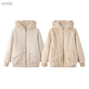 Women's beige double-sided hooded jacket with faux fur and smooth twill texture