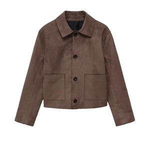 Short brown faux suede jacket with lapel collar and large pockets for autumn fashion