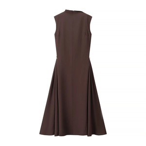 Robe sans manches marron à col montant avec couture au dos et coupe évasée en A